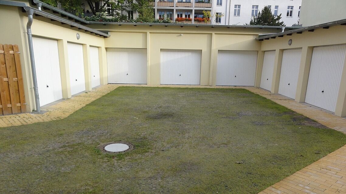 Garagenkomplex Aussenanlagen
