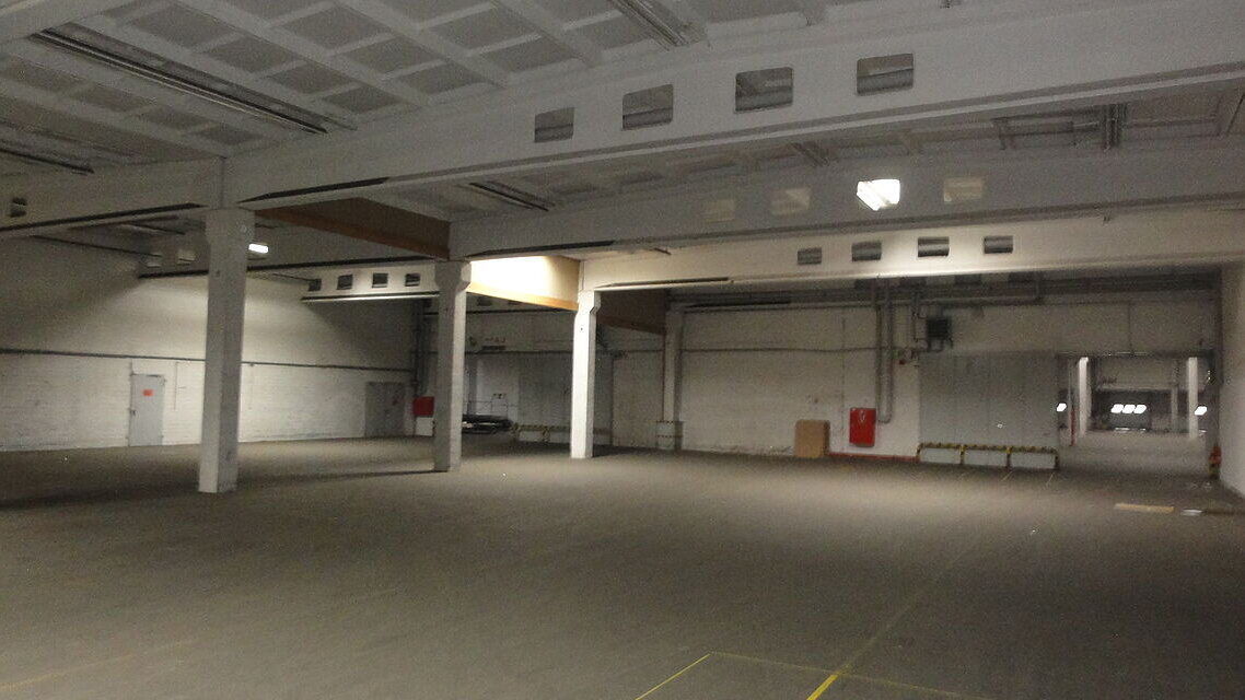 Antrag auf Baugenehmigung für eine bestehende Gewerbehalle.
